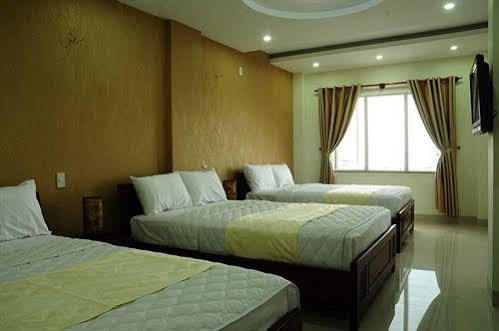 דה נאנג Canh Buom Hotel מראה חיצוני תמונה